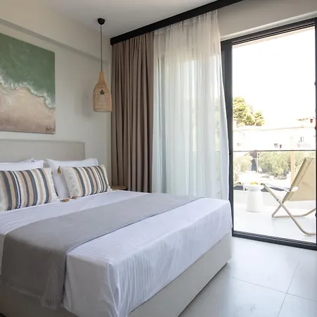 Strovilla Astraea Beachfront With Private Pool Semesterbostad *